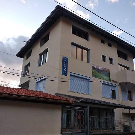 Guest House Proynovi Kalofer Kültér fotó