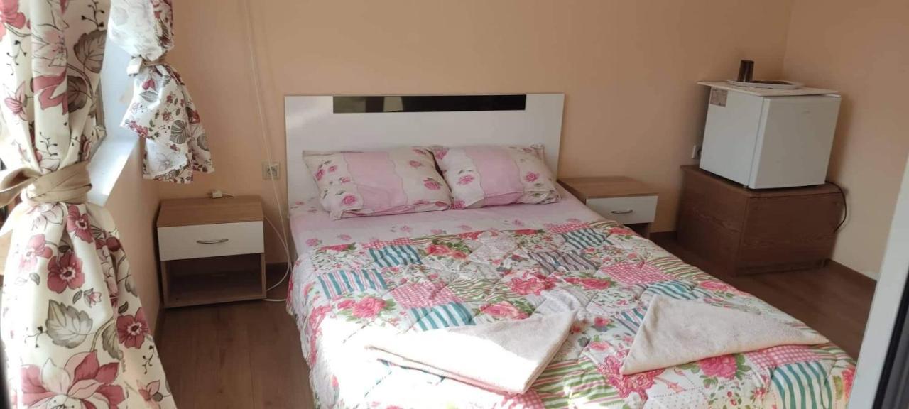 Guest House Proynovi Kalofer Kültér fotó