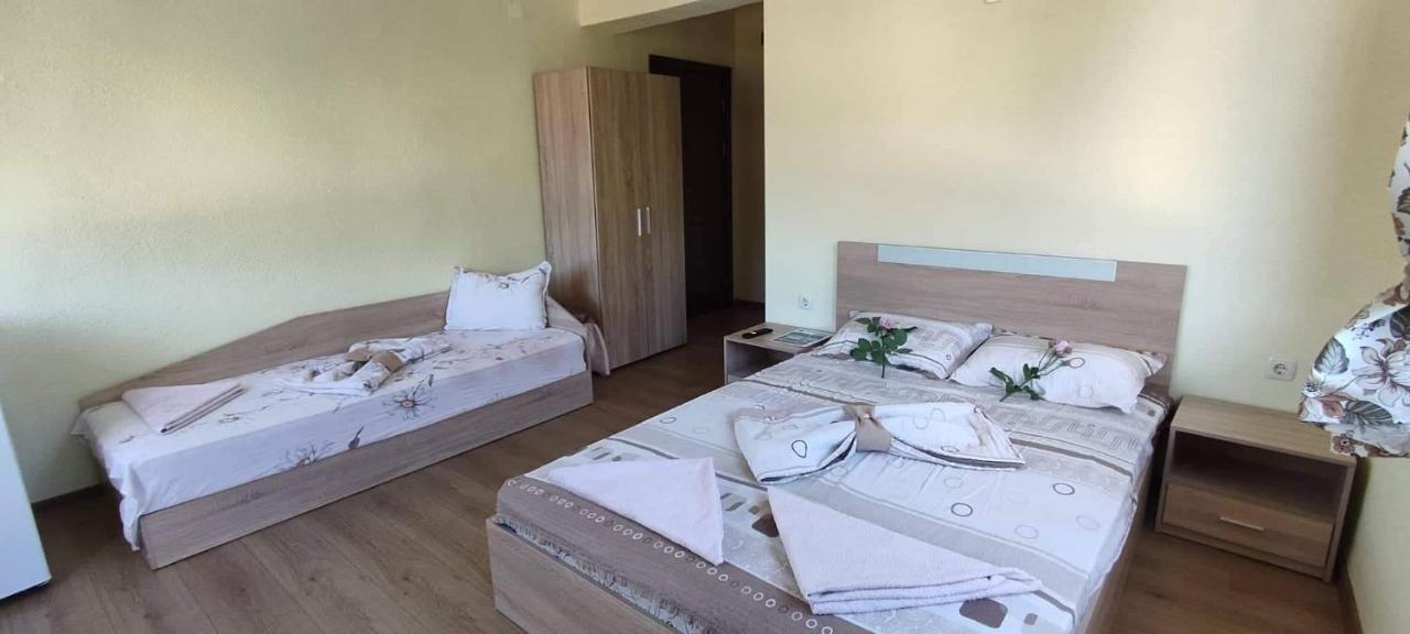 Guest House Proynovi Kalofer Kültér fotó