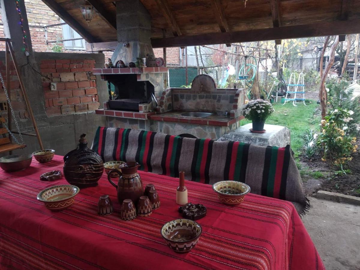 Guest House Proynovi Kalofer Kültér fotó